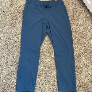 BRAND NEW Lululemon pants!!!